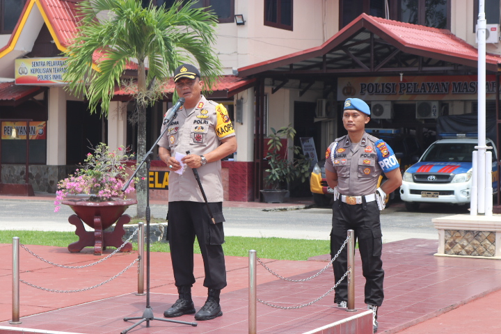 Kapolres Inhil Pimpin Apel Gelar Pasukan Operasi Aman Nusa II Muara Takus Penanganan Covid-19